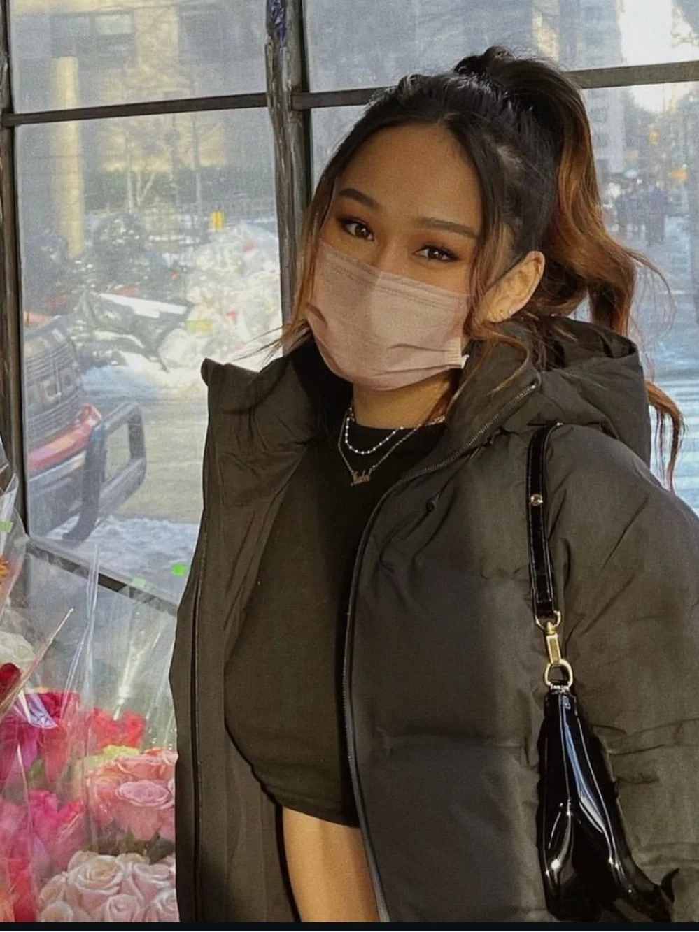 10 Disposable face masks in neutral - everyday comfort